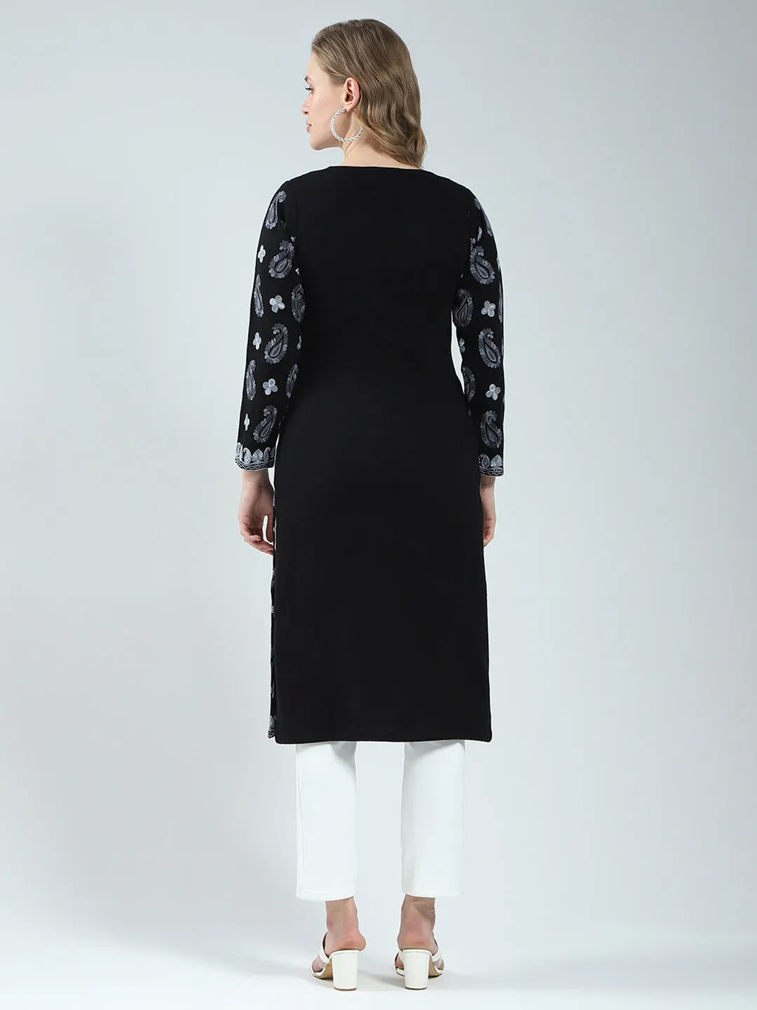 Women Black Printed V Neck Full Sleeve Winter Kurti sold by Monte Carlo product image thumbnail 5