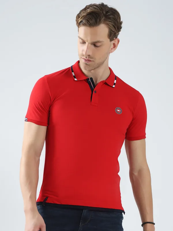 Men Red Solid Collar Half Sleeve T-Shirt made by Monte Carlo