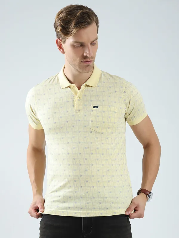 Men Yellow Printed Collar Half Sleeve T-Shirt made by Monte Carlo