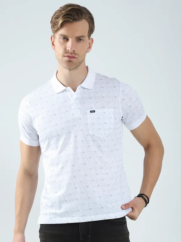 Men White Printed Collar Half Sleeve T-Shirt made by Monte Carlo