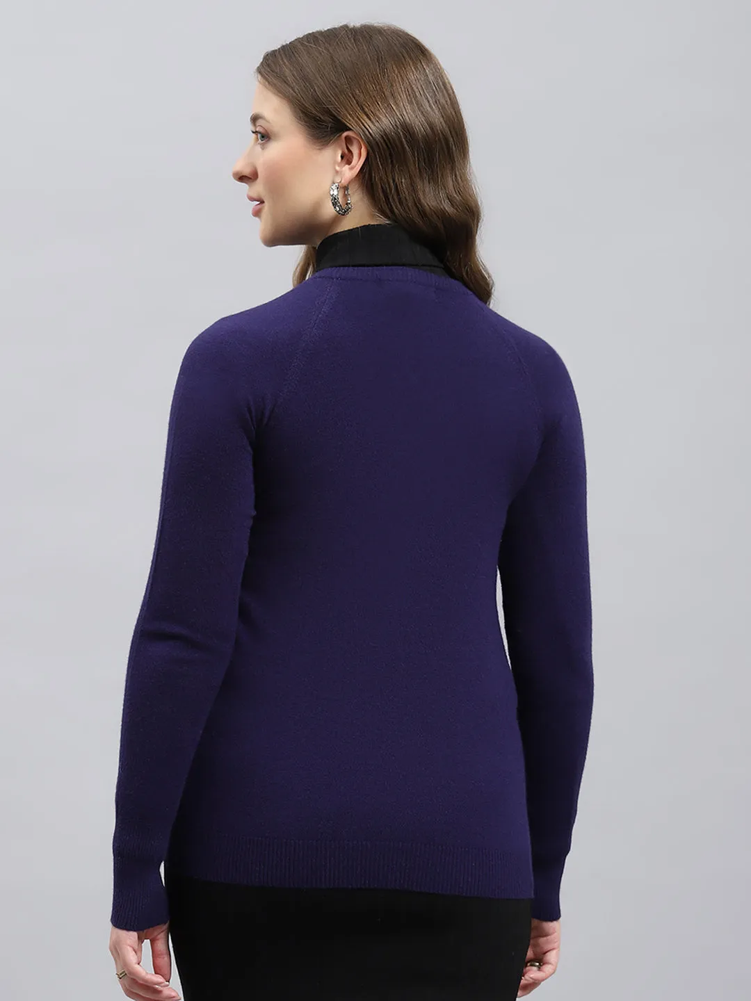 Women Blue Solid V Neck Full Sleeve Pullover sold by Monte Carlo product image thumbnail 5
