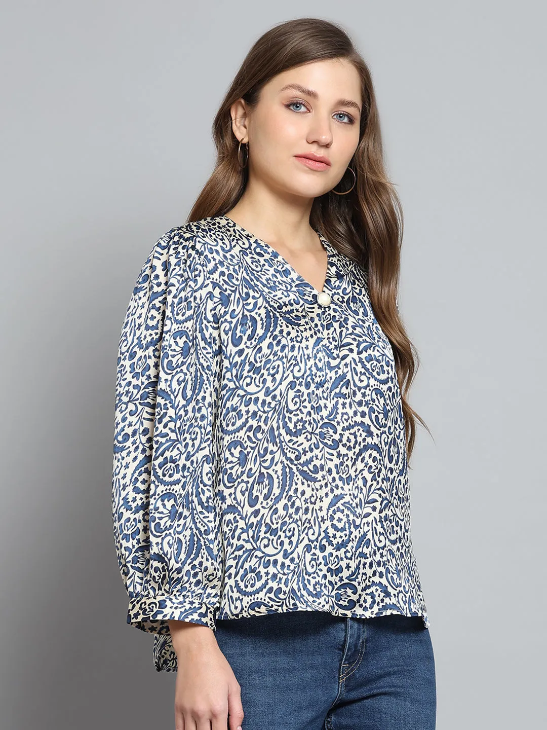 Women Blue Printed V Neck Full Sleeve Top sold by Monte Carlo product image thumbnail 4
