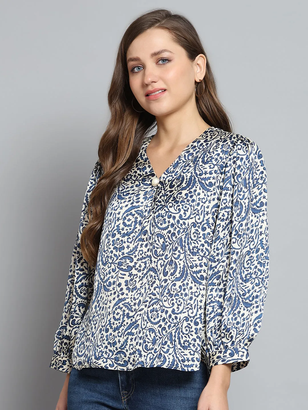 Women Blue Printed V Neck Full Sleeve Top sold by Monte Carlo product image thumbnail 3