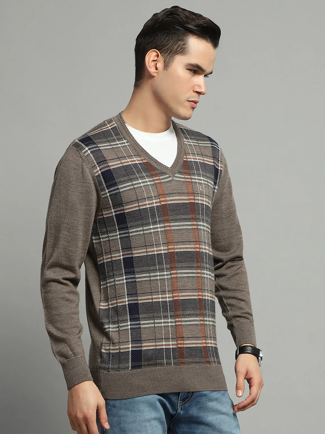 Luxuria Men Grey Check V Neck Full Sleeve Pullover sold by Monte Carlo product image thumbnail 4