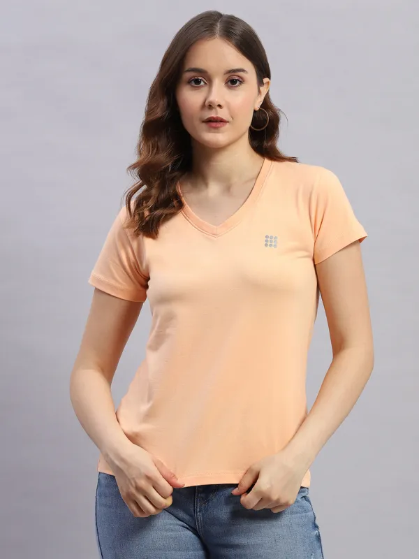 Rock.it Women Peach Solid V Neck Half Sleeve Top sold by Monte Carlo