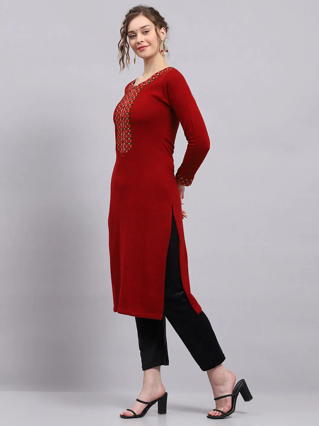 Women Maroon Printed Round Neck Full Sleeve Winter Kurti sold by Monte Carlo product image thumbnail 3