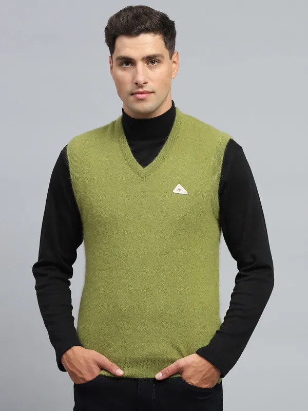 Men Green Solid V Neck Sleeveless Sweater made by Monte Carlo