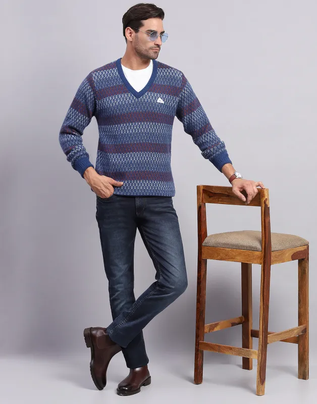 Men Navy Blue Self Design V Neck Full Sleeve Pullover made by Monte Carlo