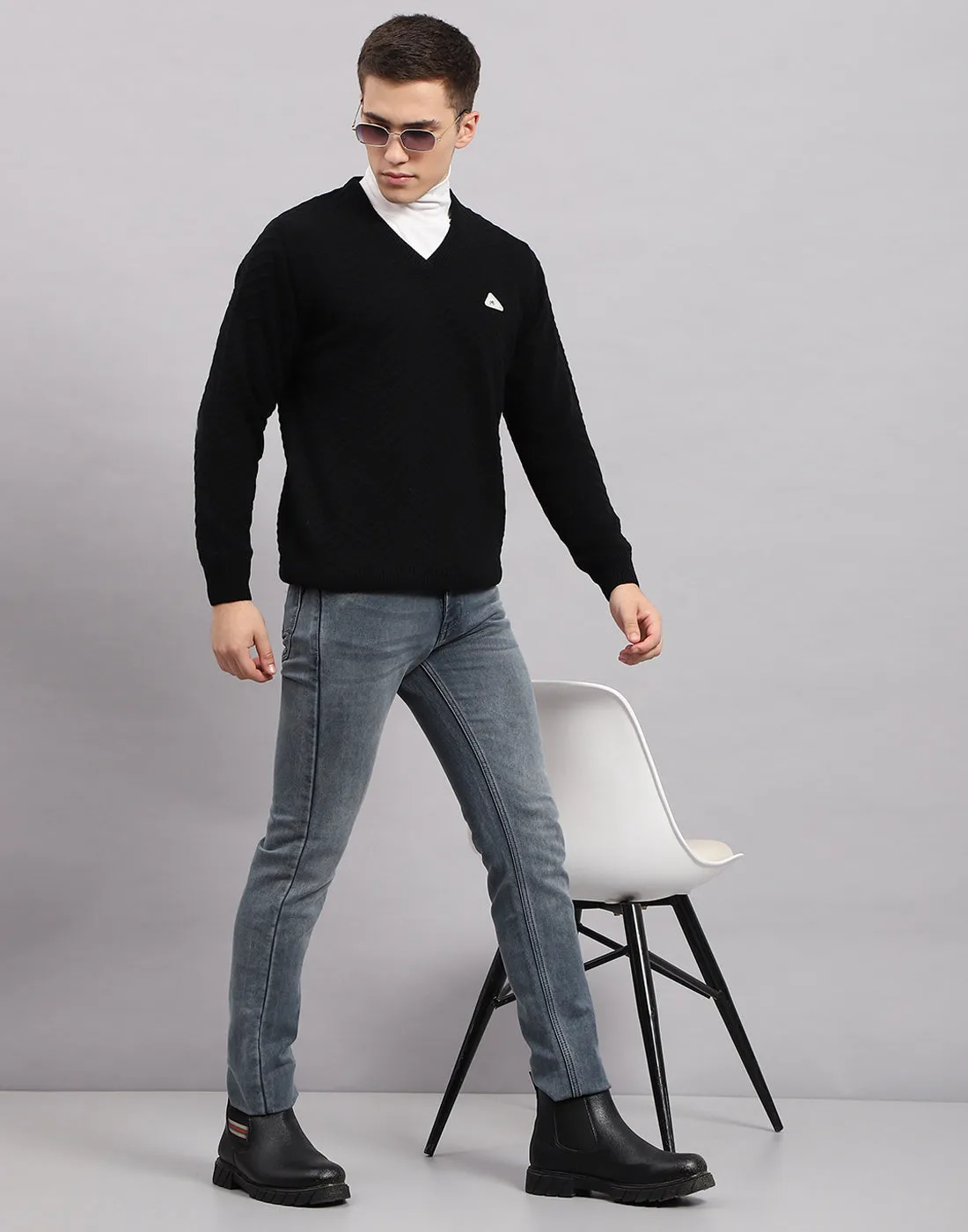 Men Black Self Design V Neck Full Sleeve Pullover sold by Monte Carlo