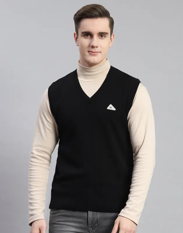 Men Black Solid V Neck Sleeveless Sweater made by Monte Carlo