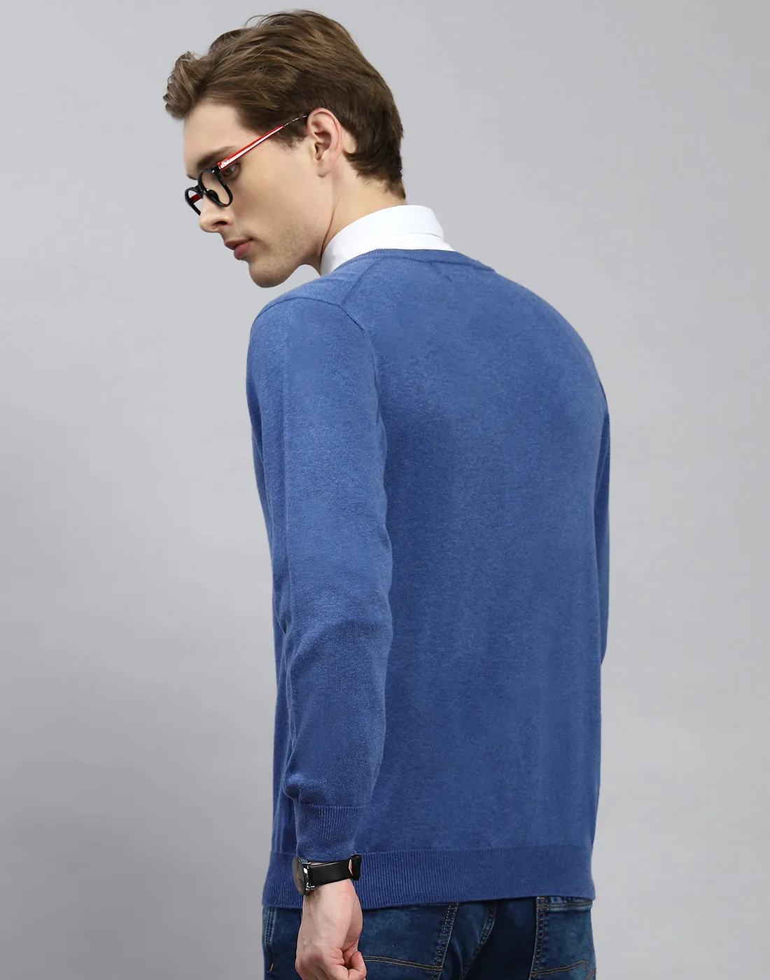 Men Blue Solid V Neck Full Sleeve Pullover sold by Monte Carlo product image thumbnail 5