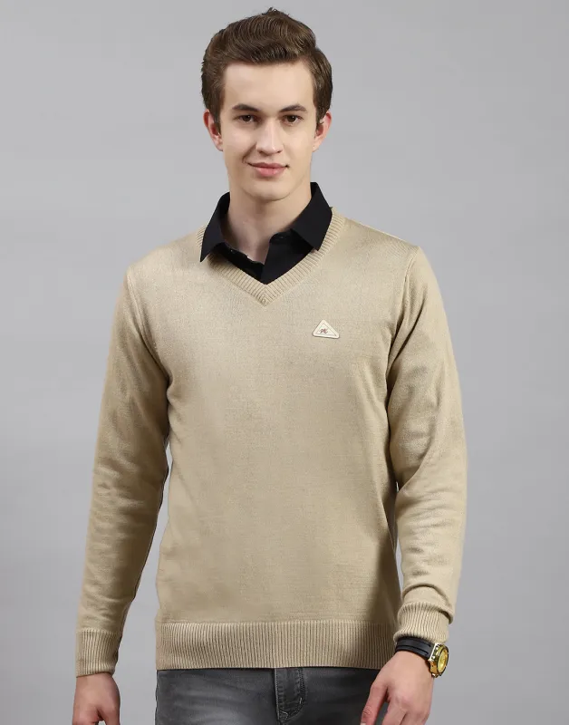 Men Camel Brown Solid V Neck Full Sleeve Pullover made by Monte Carlo