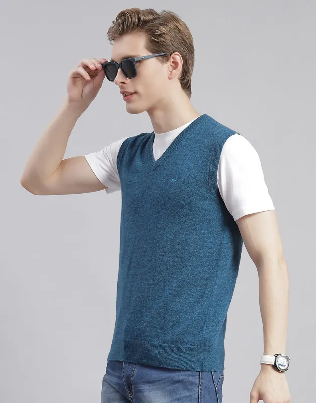 Men Turquoise Blue Solid V Neck Sleeveless Sweater made by Monte Carlo