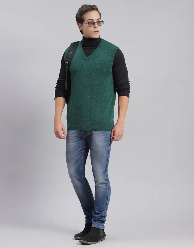 Men Green Solid V Neck Sleeveless Sweater made by Monte Carlo