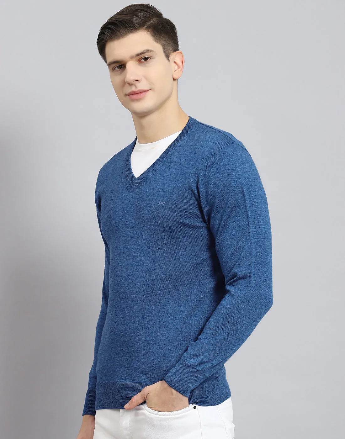 Men Blue Solid V Neck Full Sleeve Pullover sold by Monte Carlo product image thumbnail 4