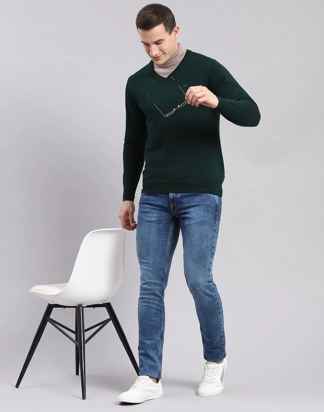 Men Green Solid V Neck Full Sleeve Pullover sold by Monte Carlo product image thumbnail 5