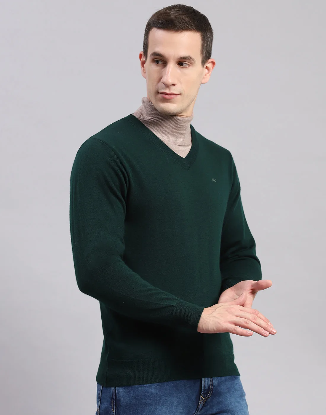 Men Green Solid V Neck Full Sleeve Pullover sold by Monte Carlo product image thumbnail 3