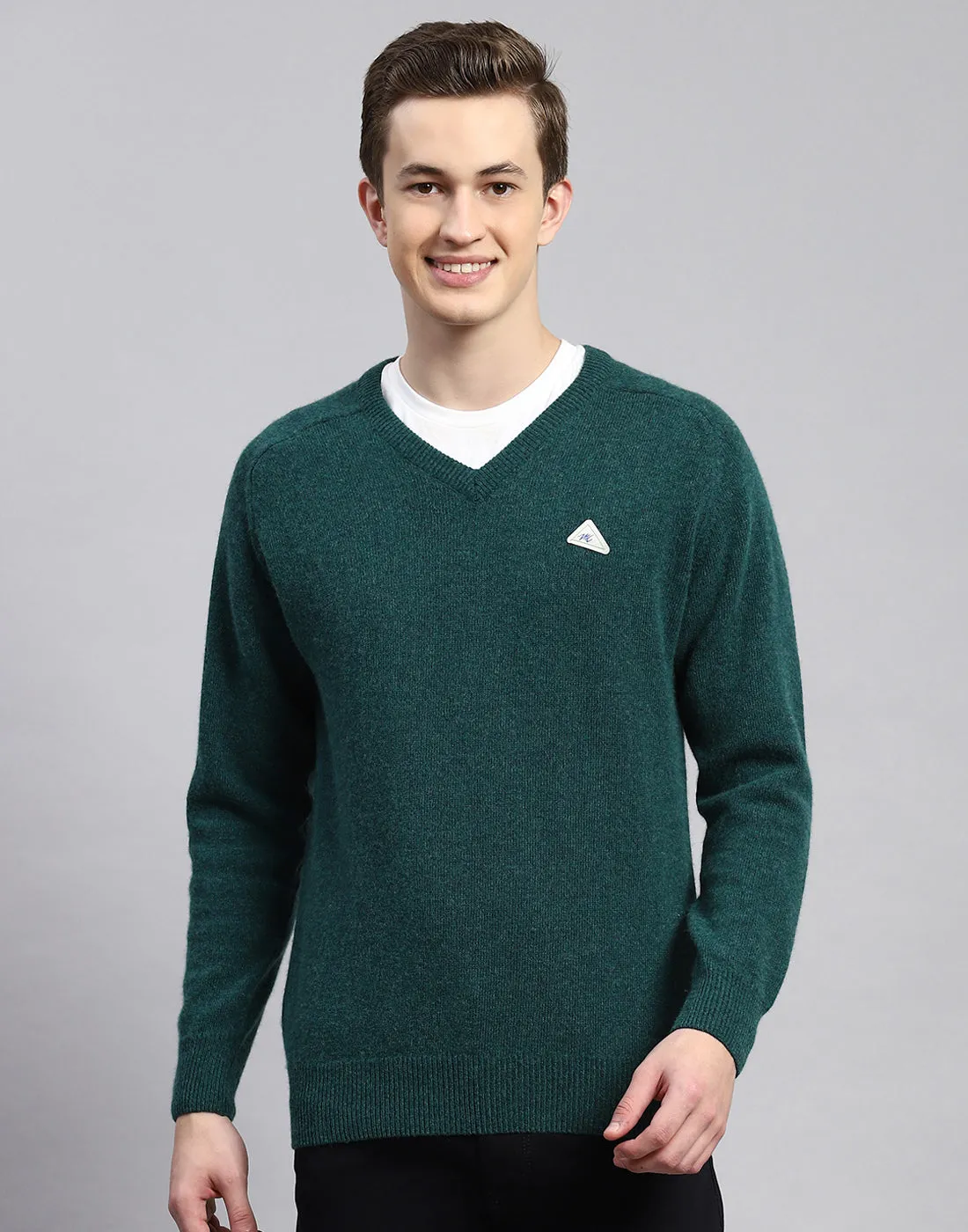 Men Green Solid V Neck Full Sleeve Pullover sold by Monte Carlo