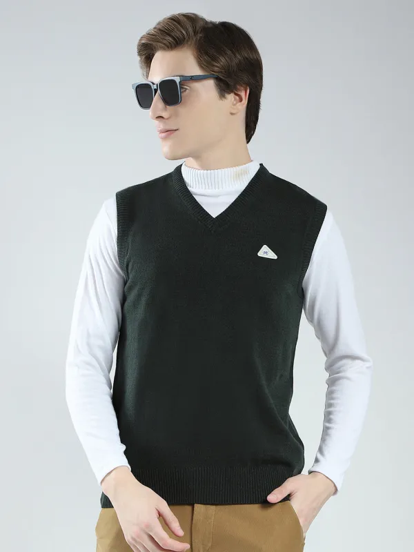 Men Olive Solid V Neck Sleeveless Sweater made by Monte Carlo