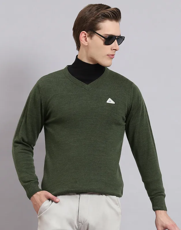 Men Green Solid V Neck Full Sleeve Pullover made by Monte Carlo
