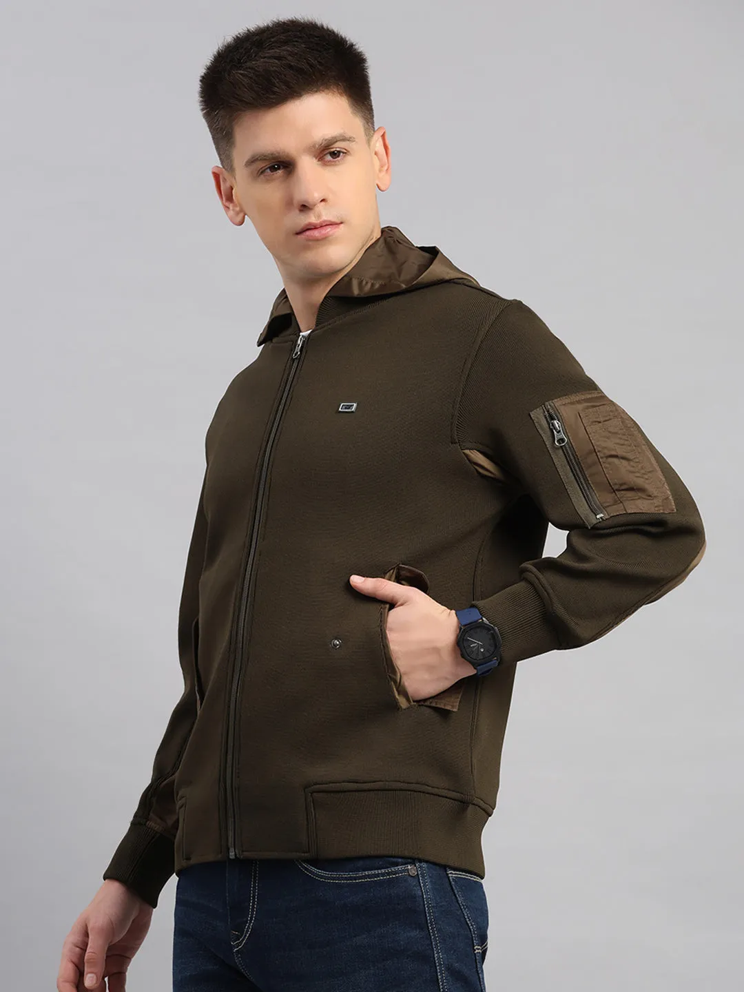 Men Green Solid Round Neck Full Sleeve Pullover sold by Monte Carlo product image thumbnail 3