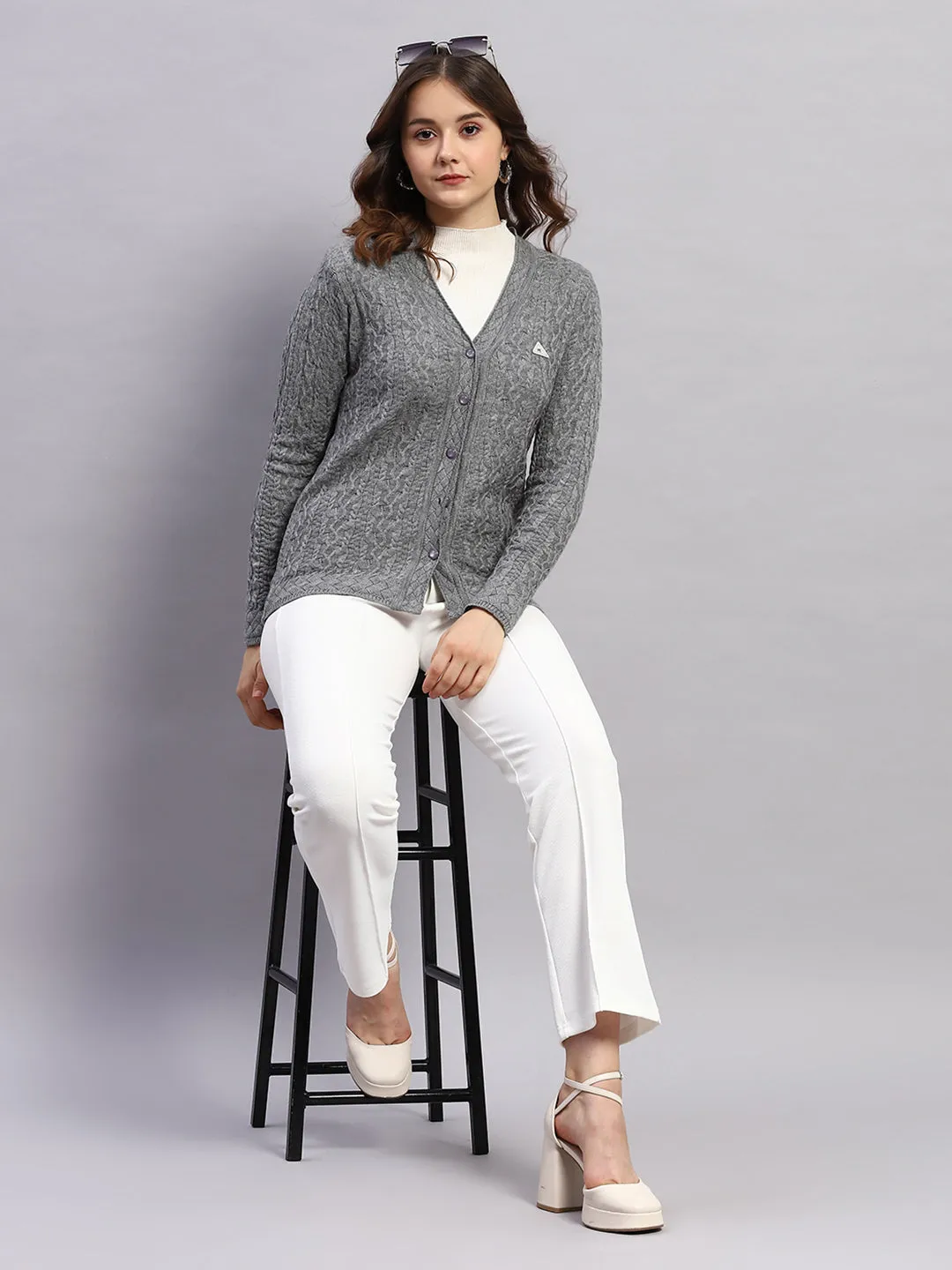 Women Grey Self Design V Neck Full Sleeve Cardigan sold by Monte Carlo product image thumbnail 2