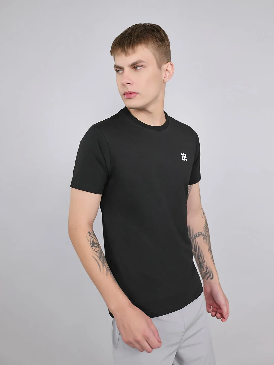 Rock.it Men Black Solid Round Neck Half Sleeve T-Shirt sold by Monte Carlo product image thumbnail 3