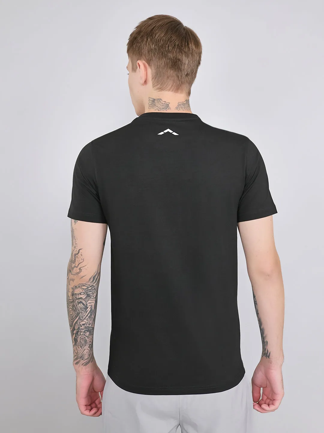 Rock.it Men Black Solid Round Neck Half Sleeve T-Shirt sold by Monte Carlo product image thumbnail 4