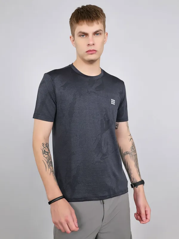 Rock.it Men Charcoal Solid Round Neck Half Sleeve T-Shirt made by Monte Carlo