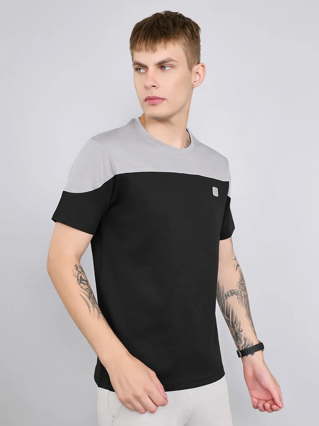 Rock.it Men Grey Solid Round Neck Half Sleeve T-Shirt sold by Monte Carlo product image thumbnail 3