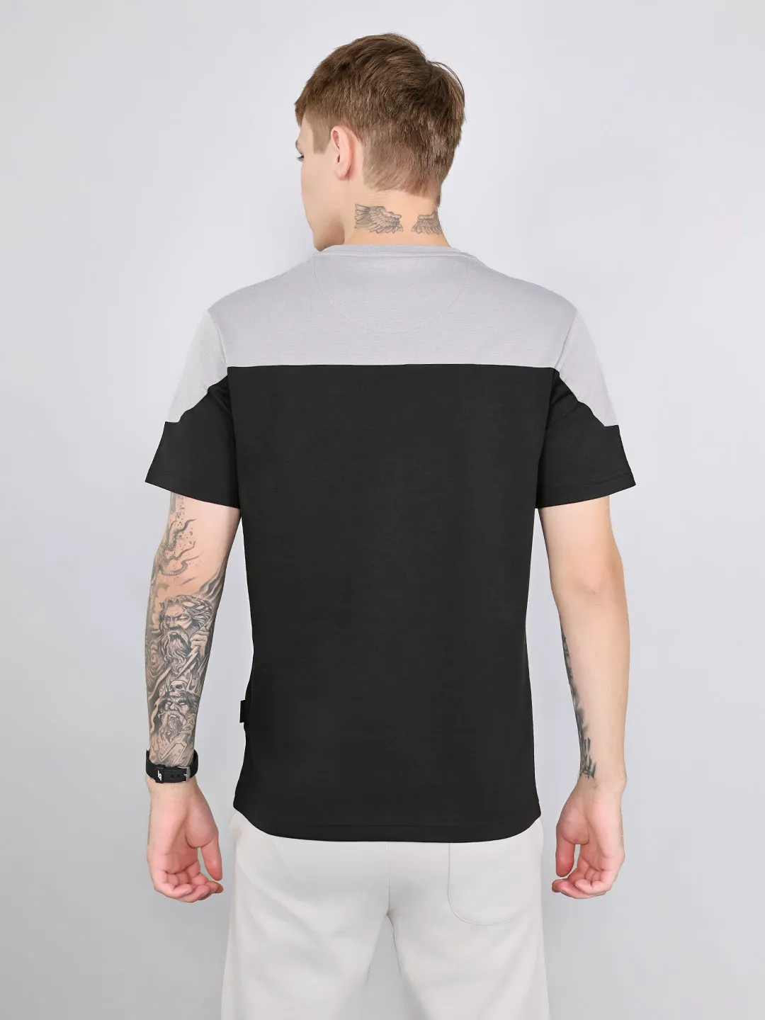 Rock.it Men Grey Solid Round Neck Half Sleeve T-Shirt sold by Monte Carlo product image thumbnail 4