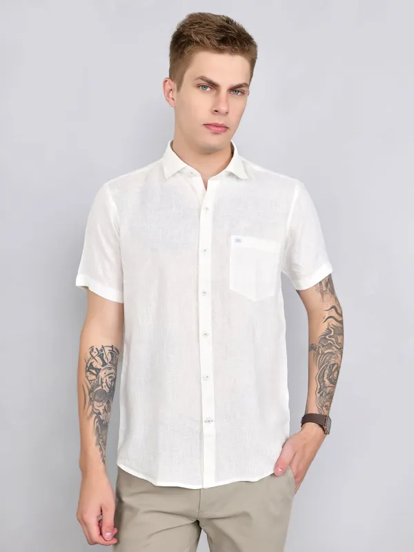 Men White Solid Collar Half Sleeve Shirt made by Monte Carlo