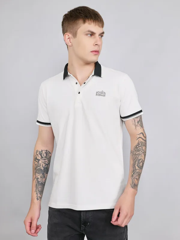 Men White Solid Collar Half Sleeve T-Shirt made by Monte Carlo