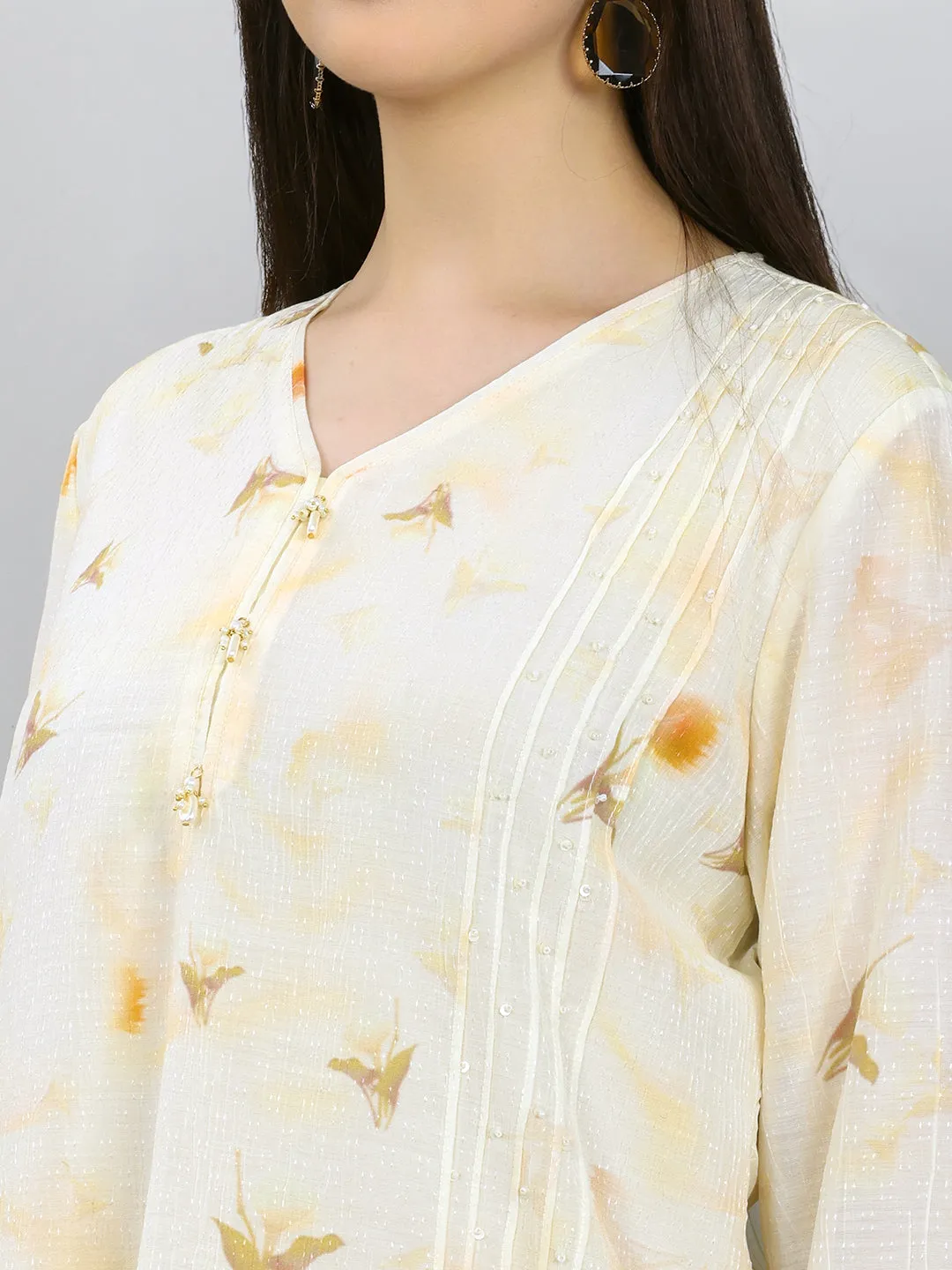 Women Cream Printed V Neck 3/4th Sleeve Kurti sold by Monte Carlo product image thumbnail 5