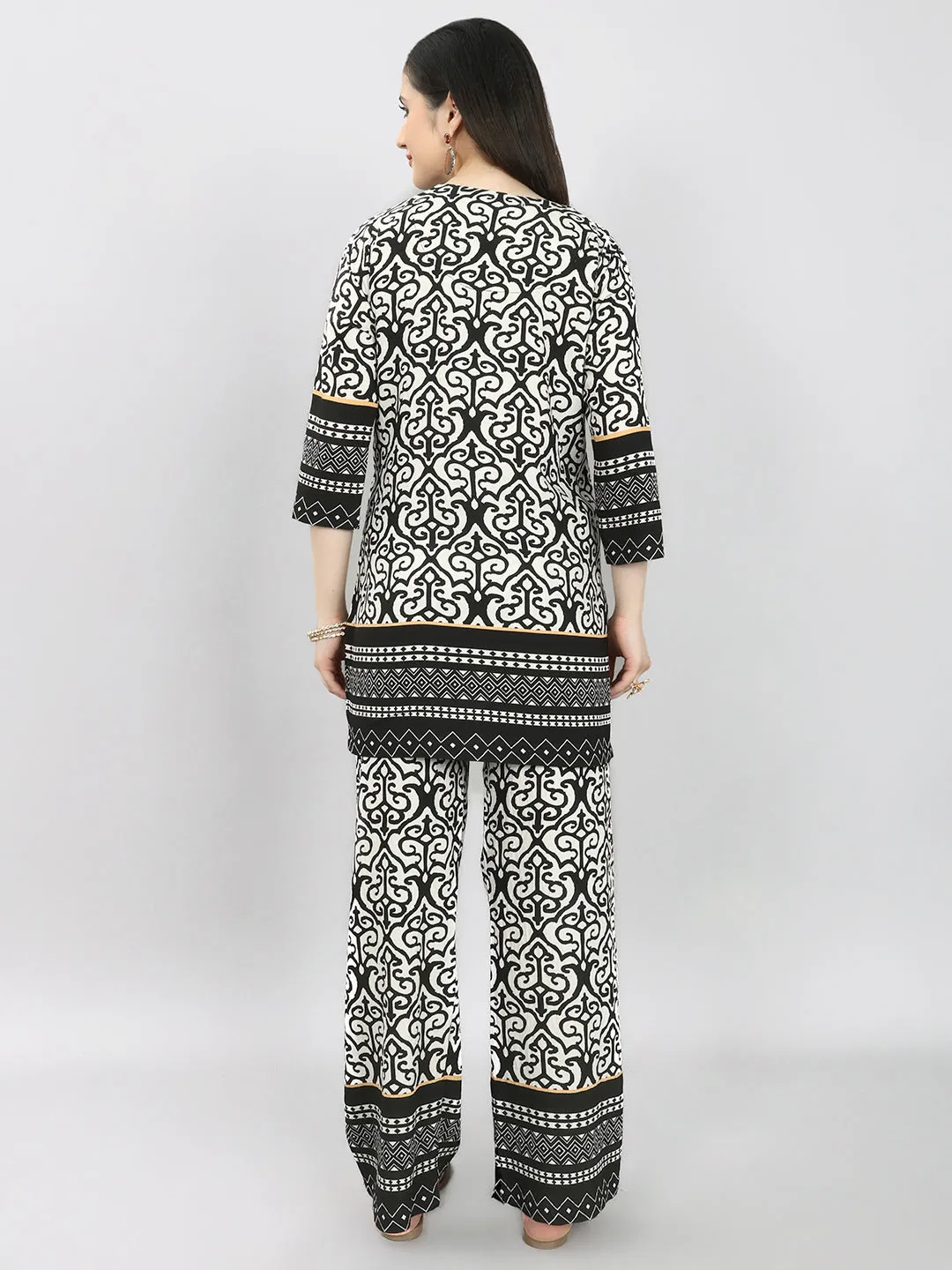 Women Black Printed V Neck Half Sleeve Kurti Set sold by Monte Carlo product image thumbnail 4