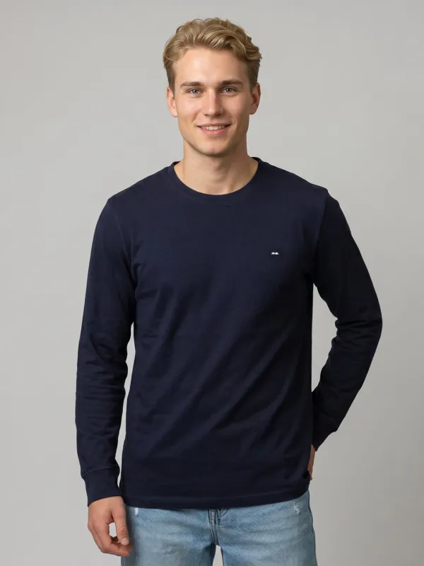 Men Navy Blue Solid Round Neck Full Sleeve T-Shirt made by Monte Carlo