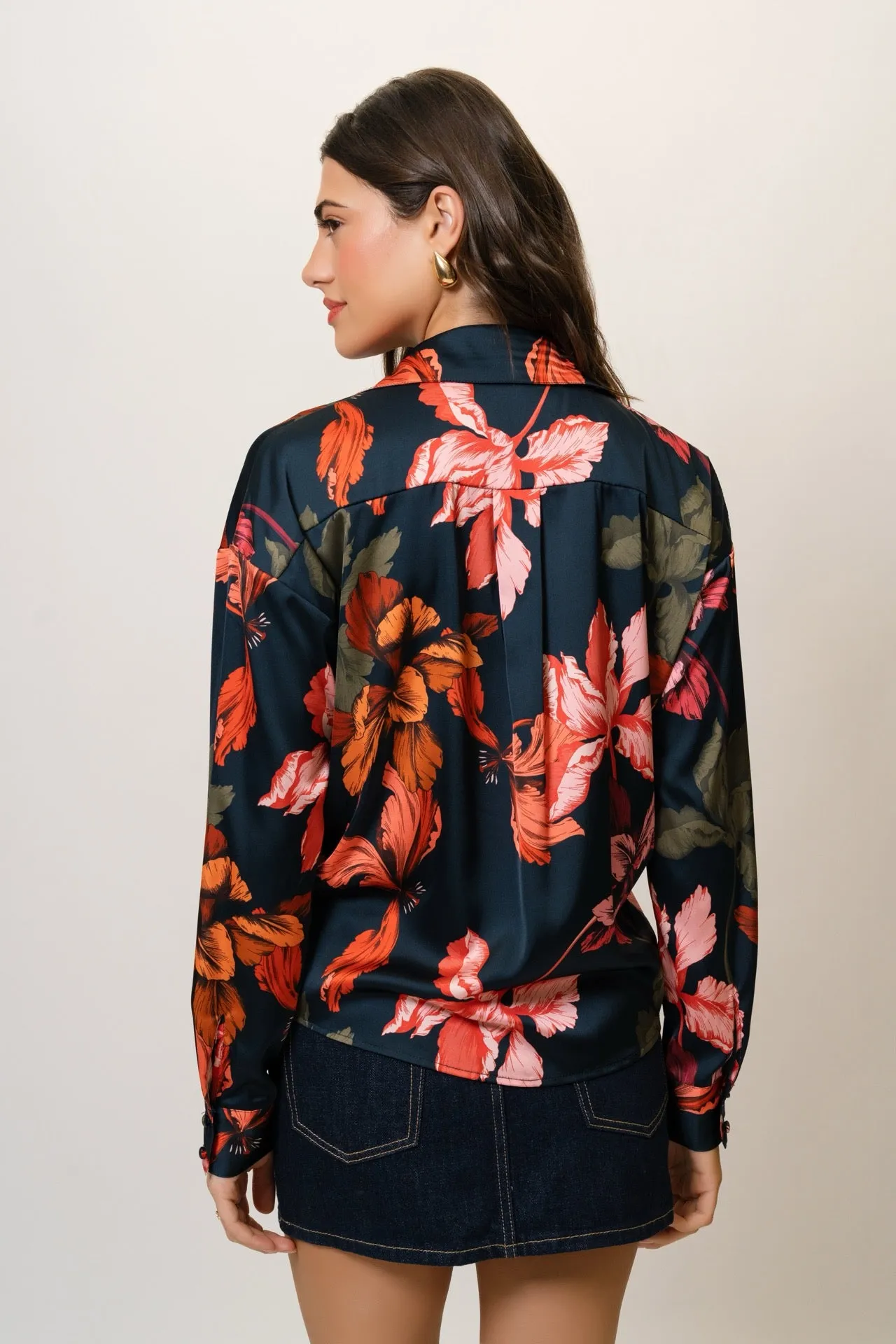 robbie top sold by Hutch product image thumbnail 2