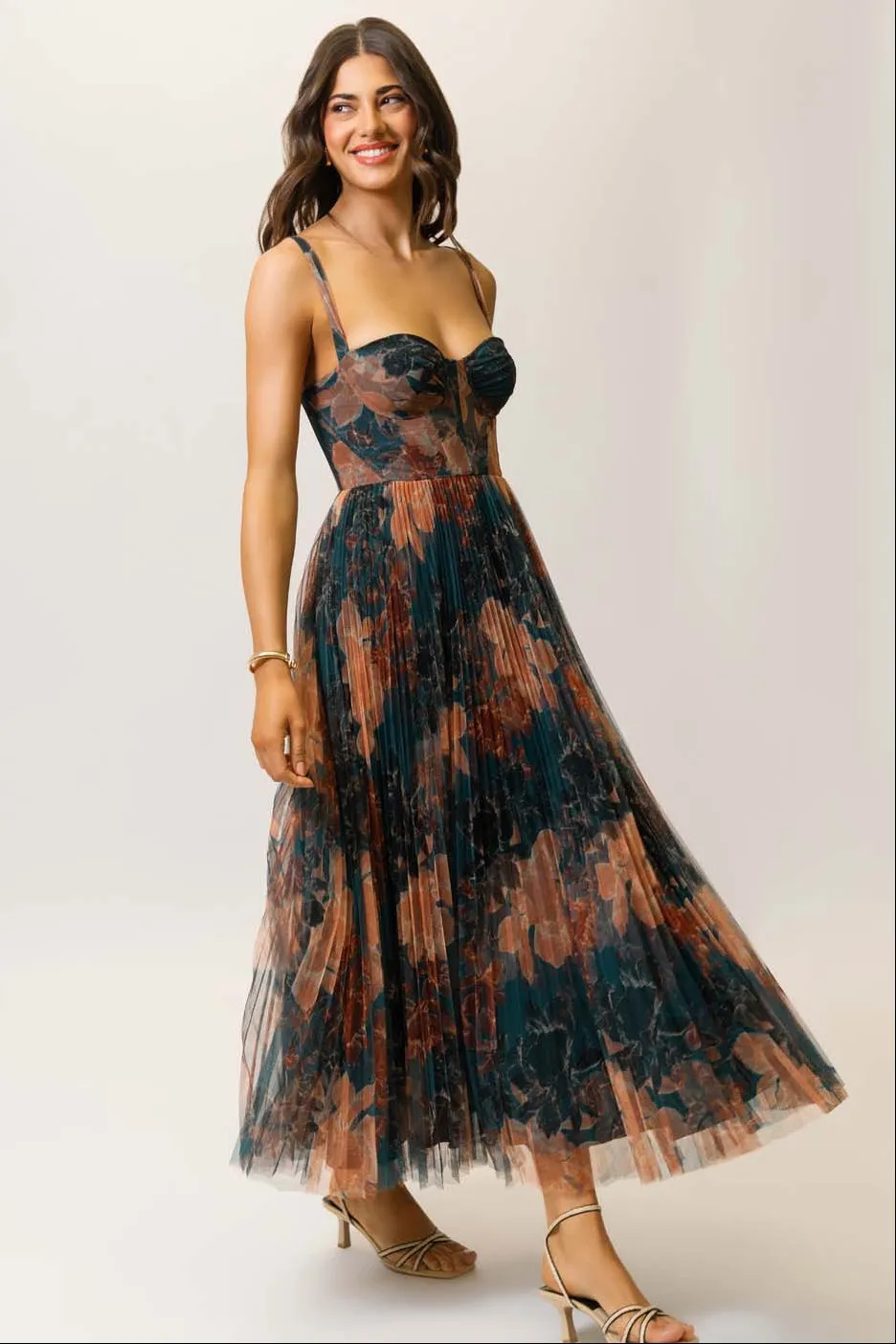 willa dress sold by Hutch product image thumbnail 3