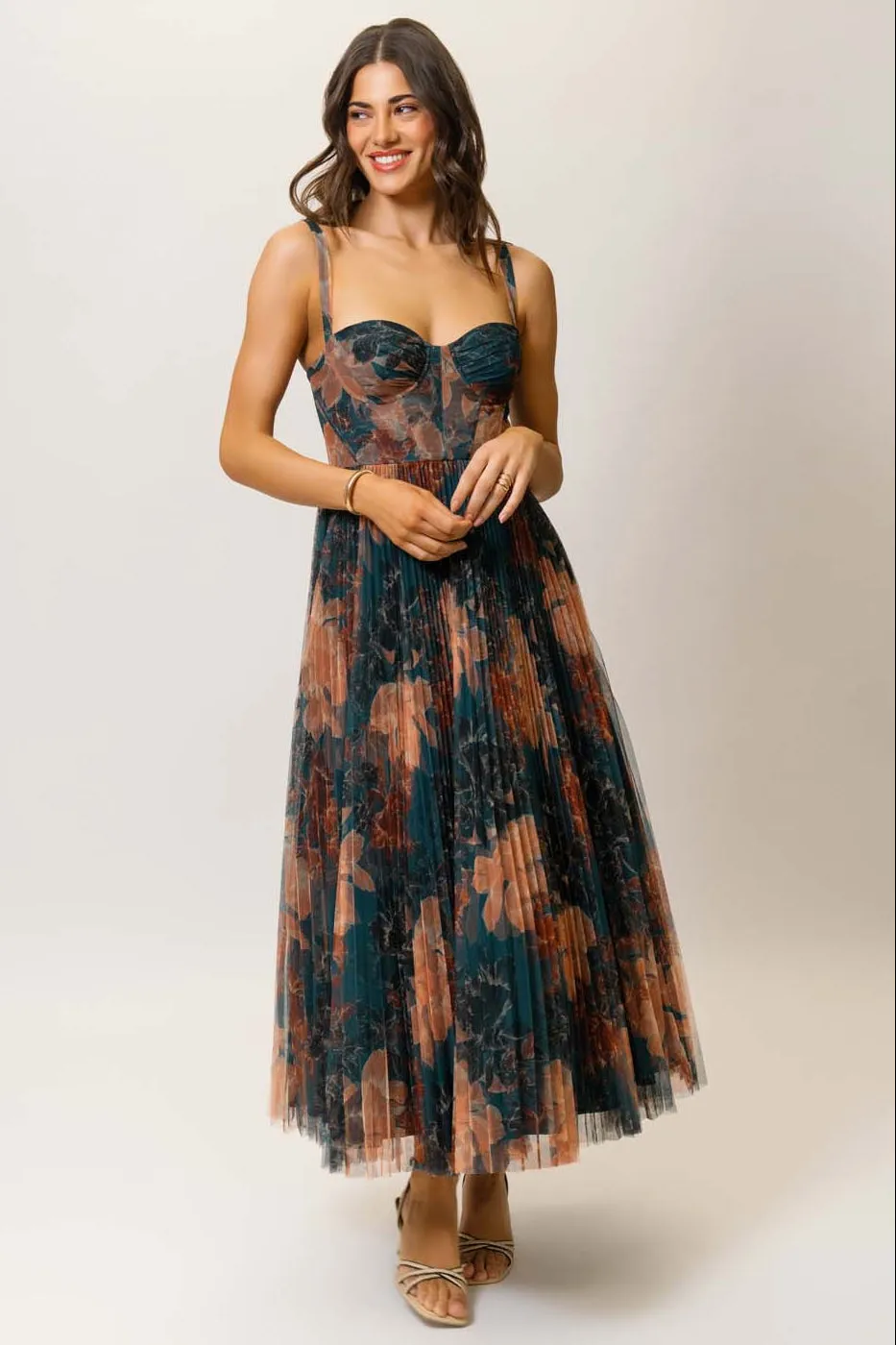 willa dress sold by Hutch