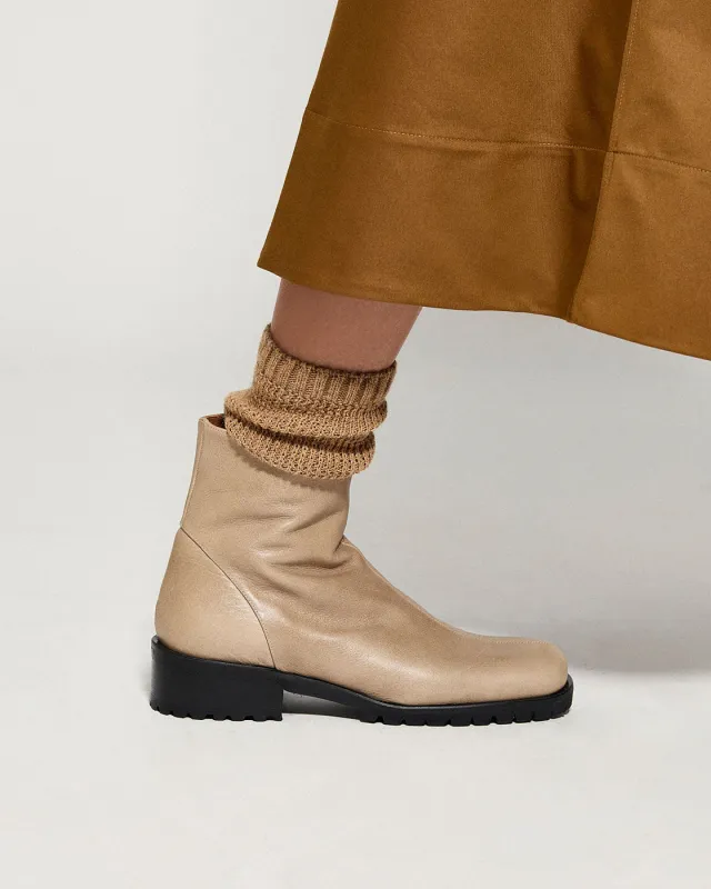 BINA TAUPE sold by NAGUISA