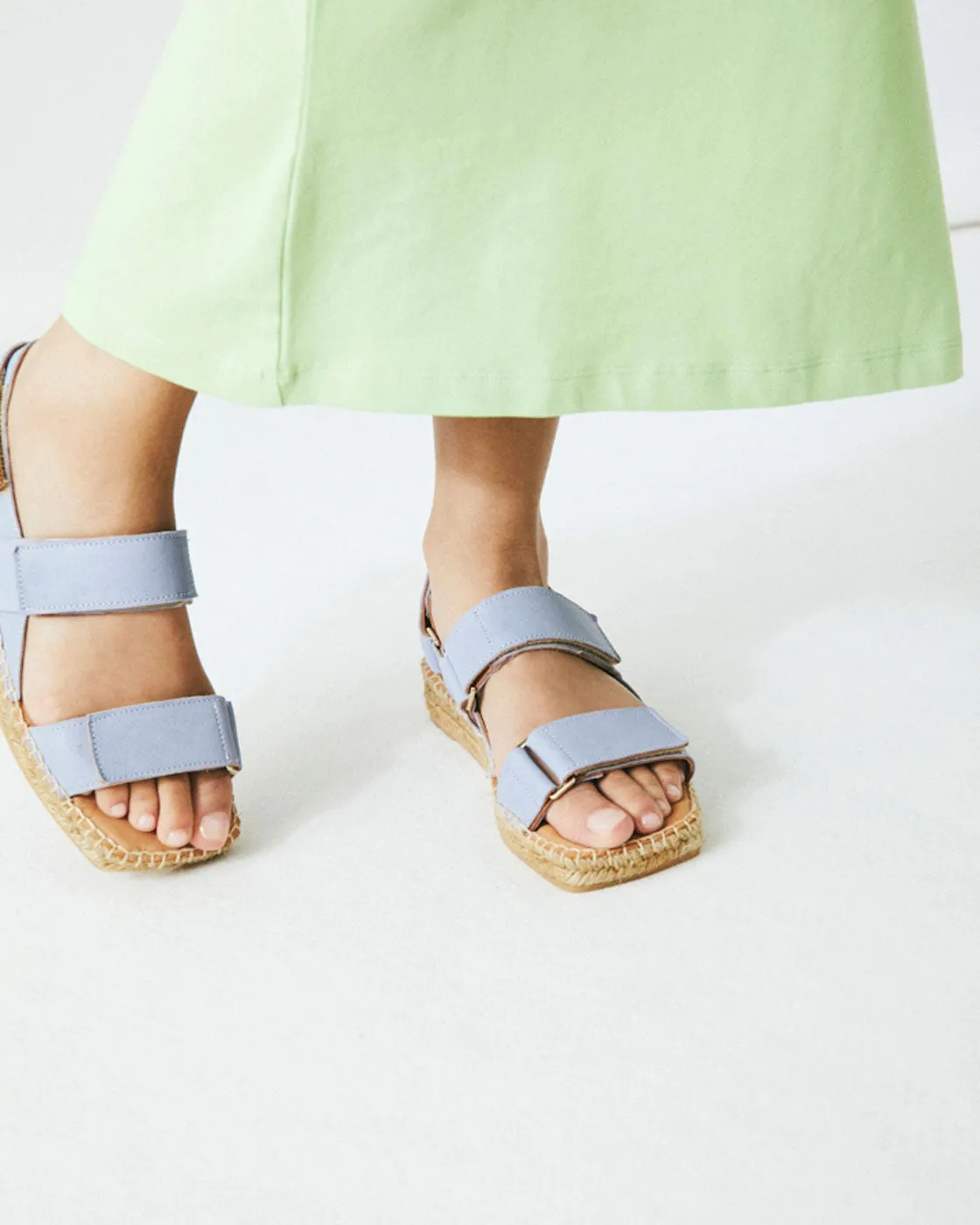 Archivo Beke Azul Claro sold by NAGUISA