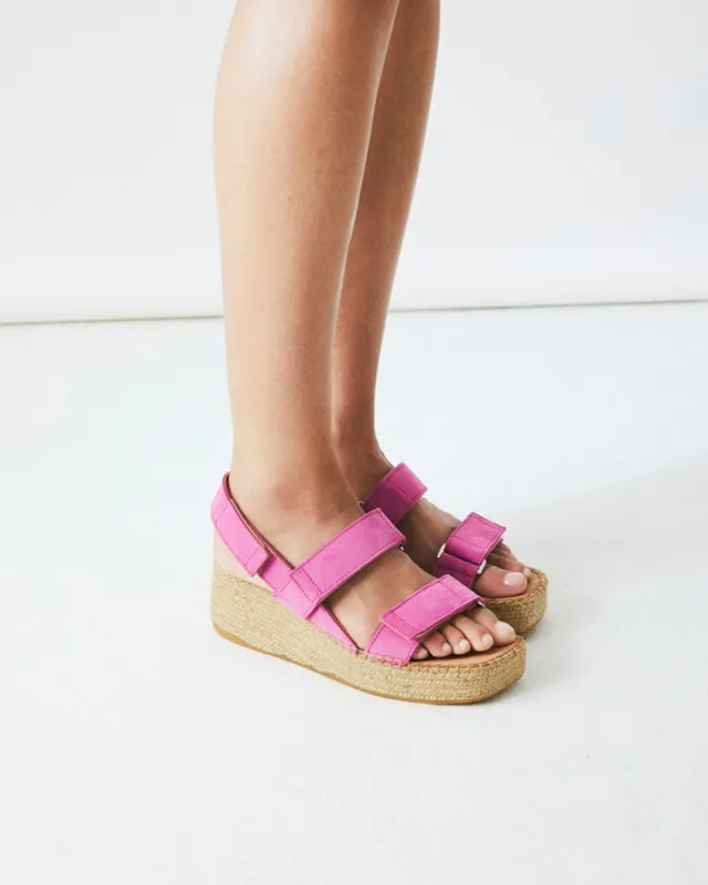 Archivo Cabo Fucsia sold by NAGUISA