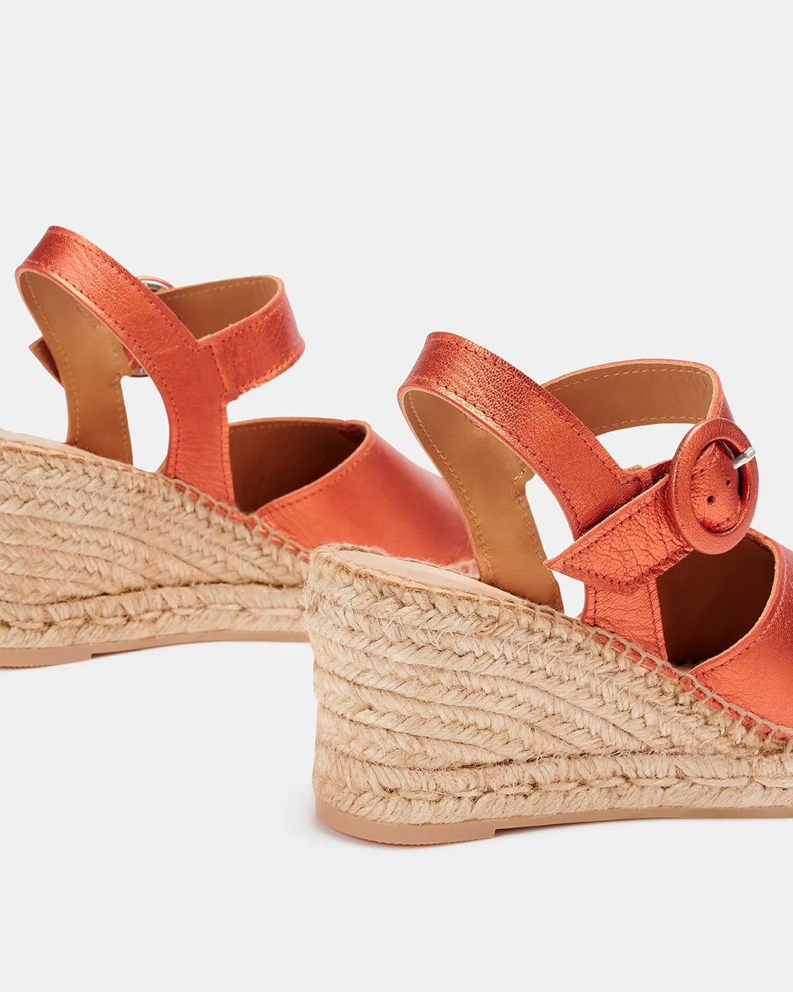 Muestra Helga Rojo sold by NAGUISA product image thumbnail 4