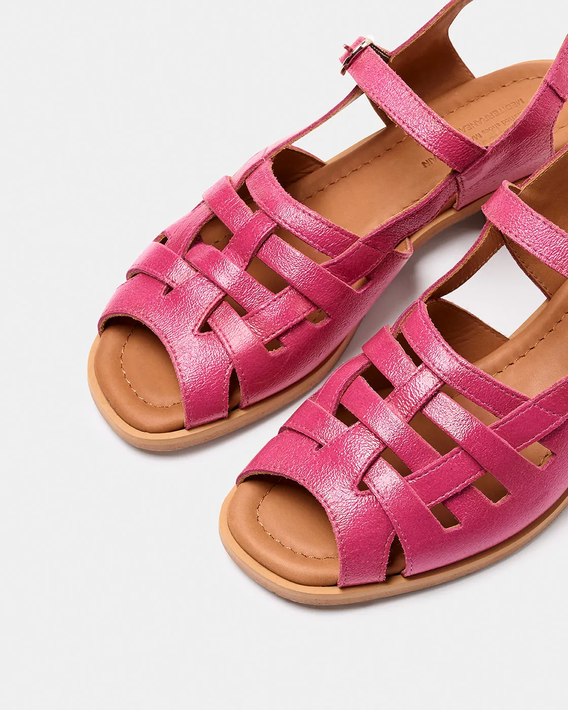 Manto Fuchsia charol sold by NAGUISA product image thumbnail 4