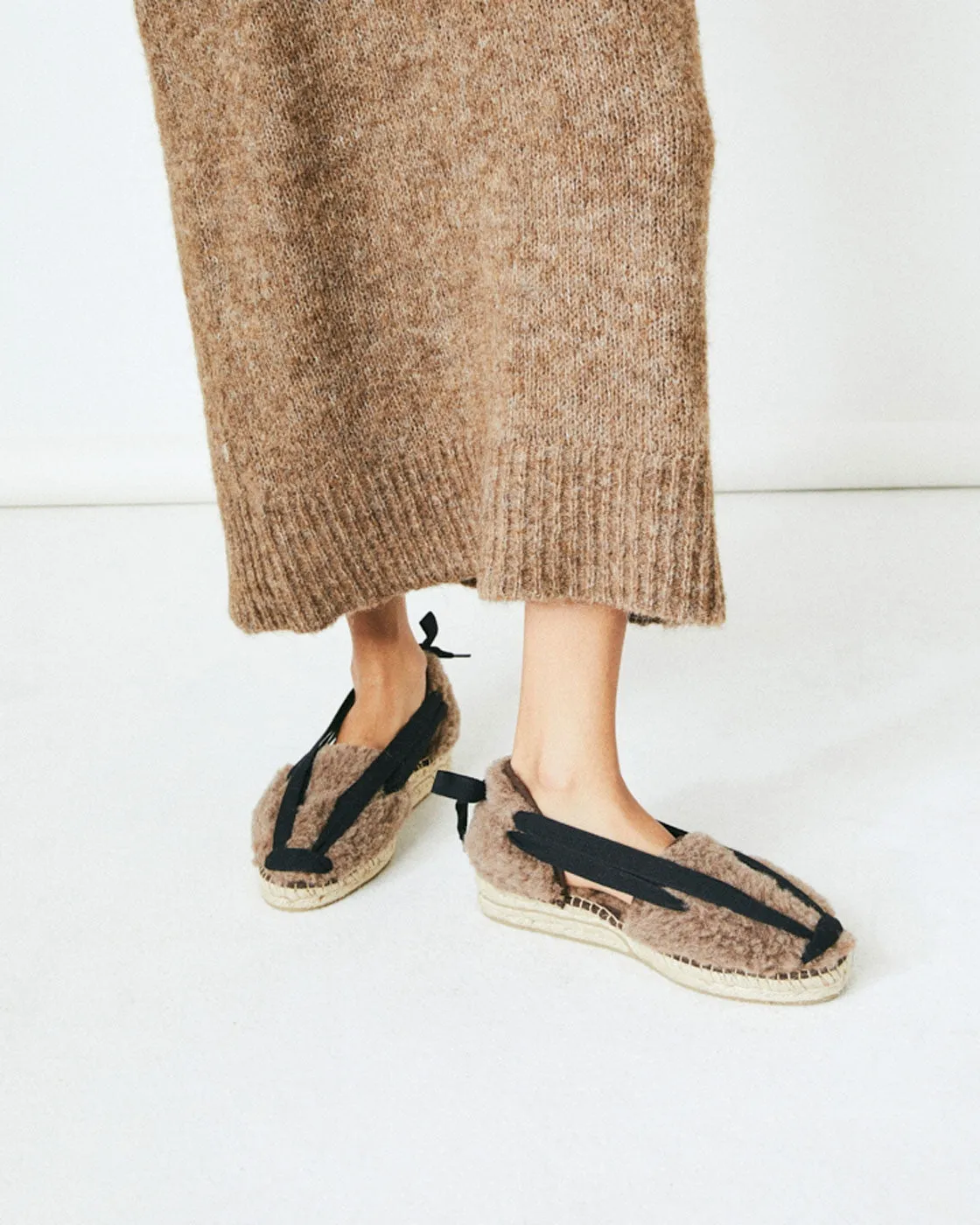 ARCHIVO DOM TOPO-NEGRO sold by NAGUISA