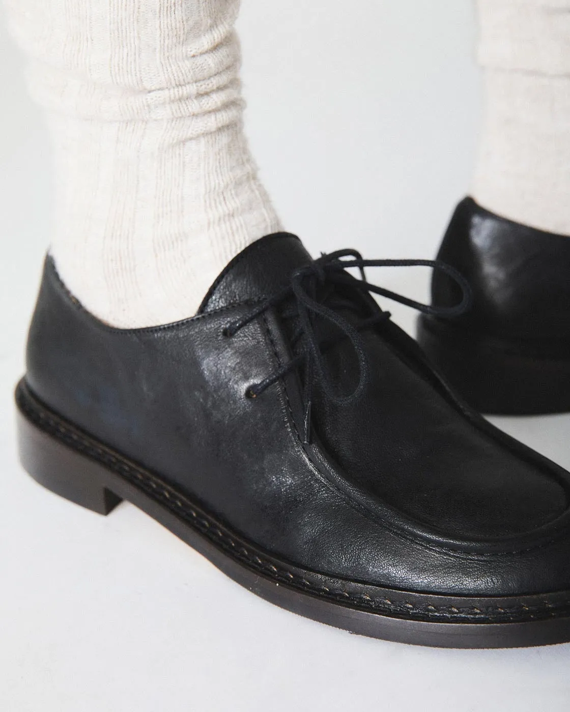 ARCHIVO KHOV NEGRO sold by NAGUISA