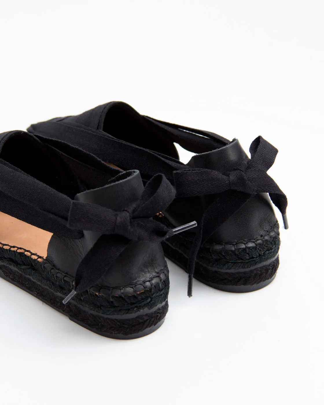 SOC TOTAL NEGRO sold by NAGUISA product image thumbnail 3