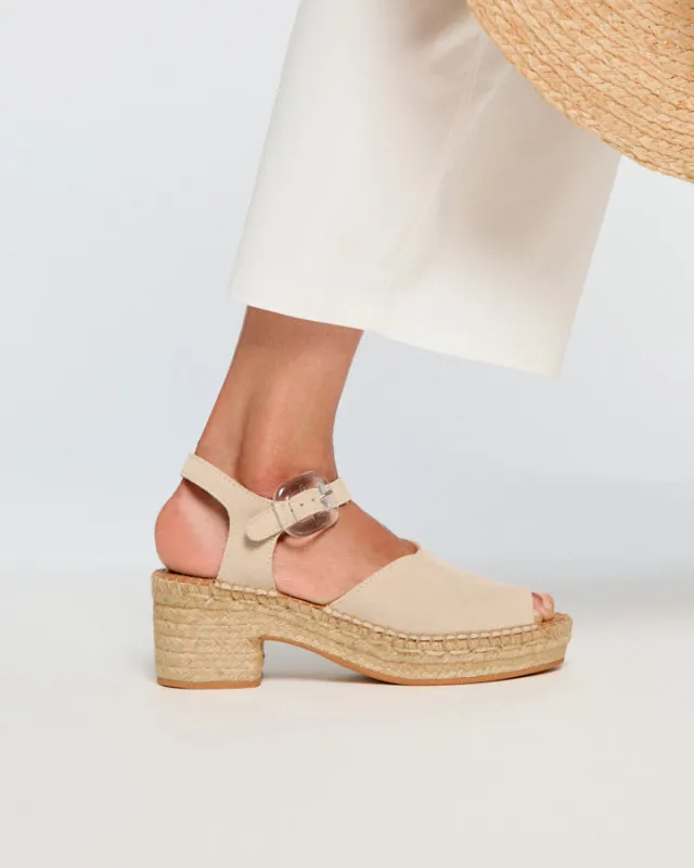 VAR CRUDO made by NAGUISA