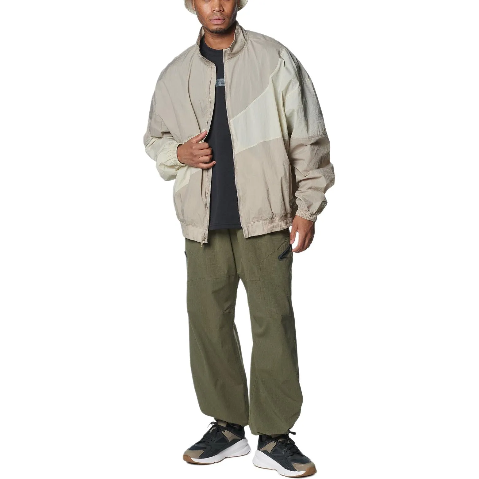 Under Armour Unstoppable Vent Cargo Pants 'Green' 1383782-390 sold by KicksCrew product image thumbnail 2