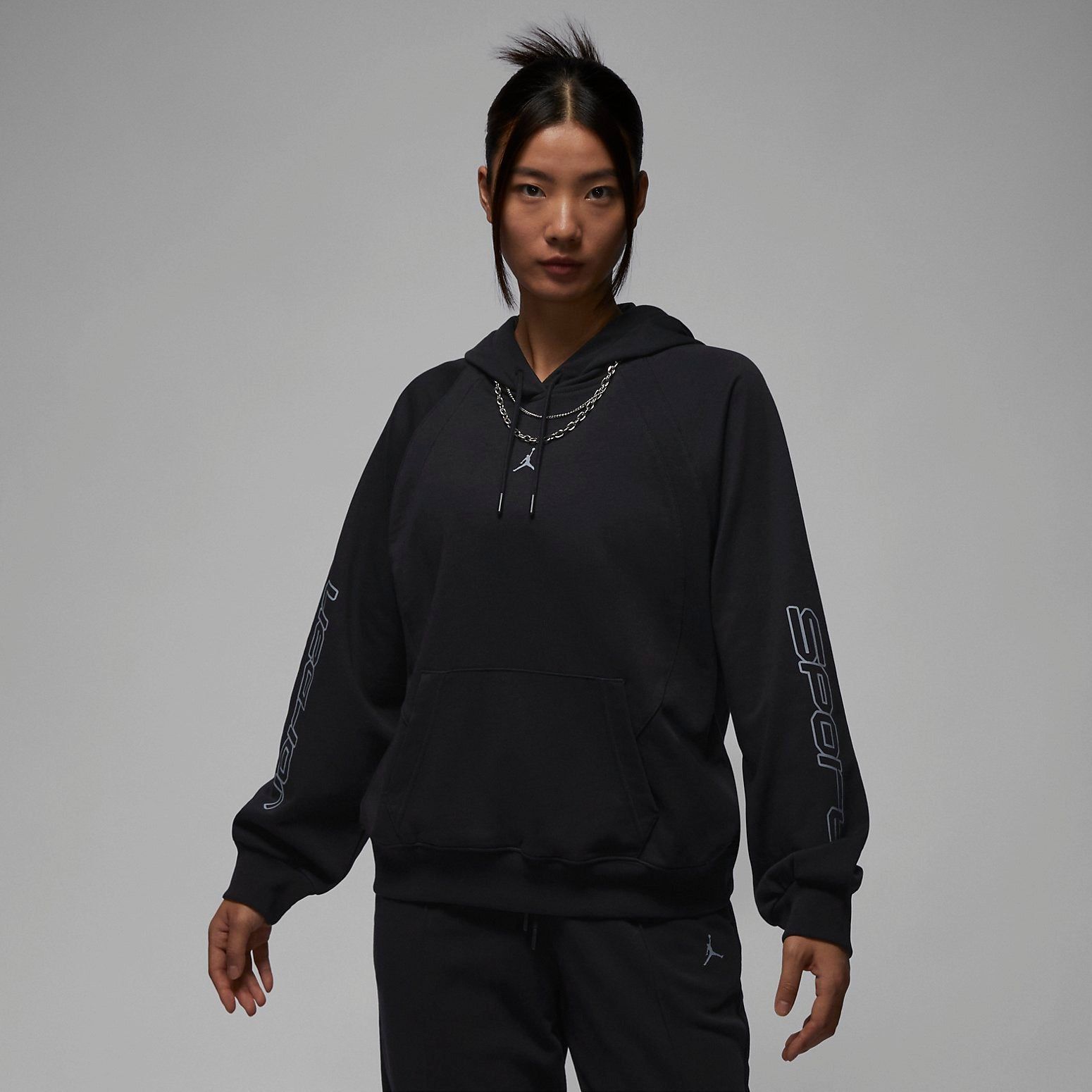 Air Jordan Sport Graphic Fleece Hoodie Asia Sizing 'Black' FD7374-010 sold by KicksCrew product image thumbnail 2